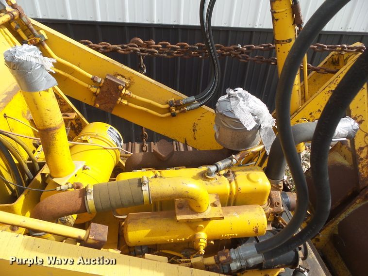 image for item HF9688 1972 Case 450  track loader