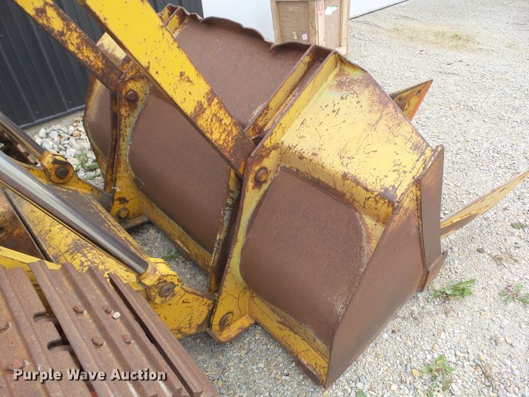 image for item HF9688 1972 Case 450  track loader