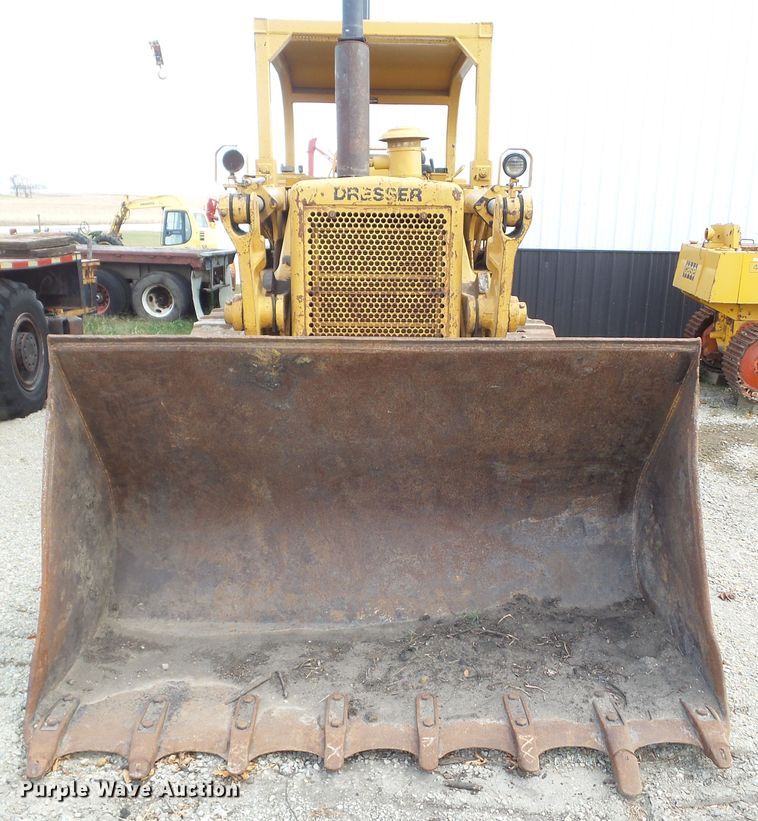 image for item HF9689 1988 Dresser 250E  track loader