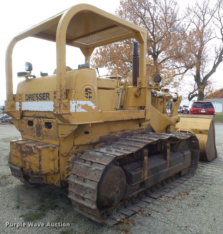 image for item HF9689 1988 Dresser 250E  track loader