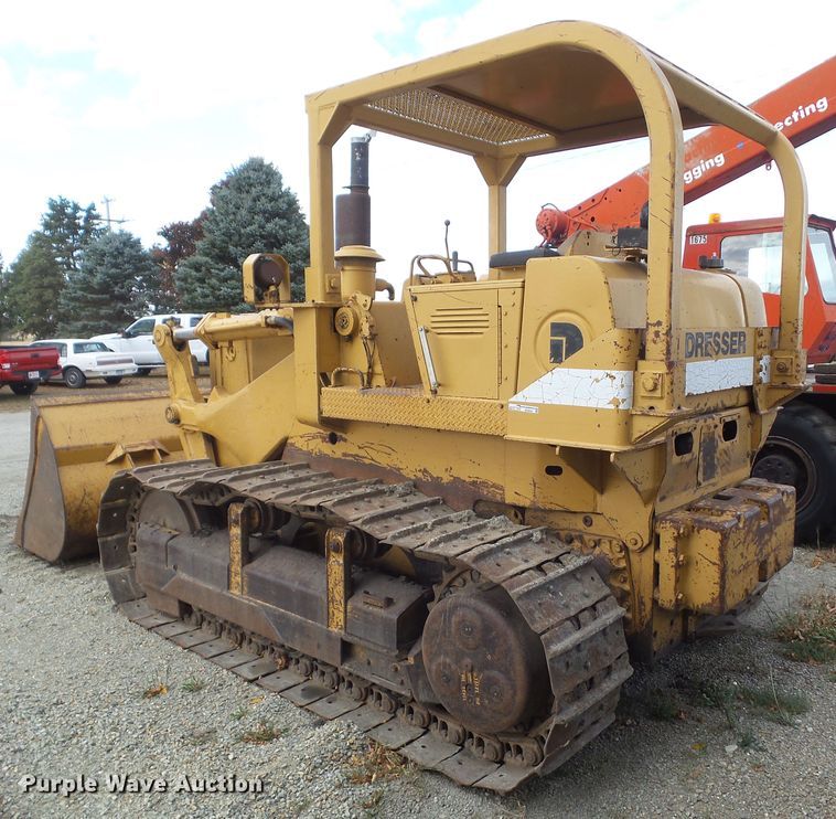 image for item HF9689 1988 Dresser 250E  track loader