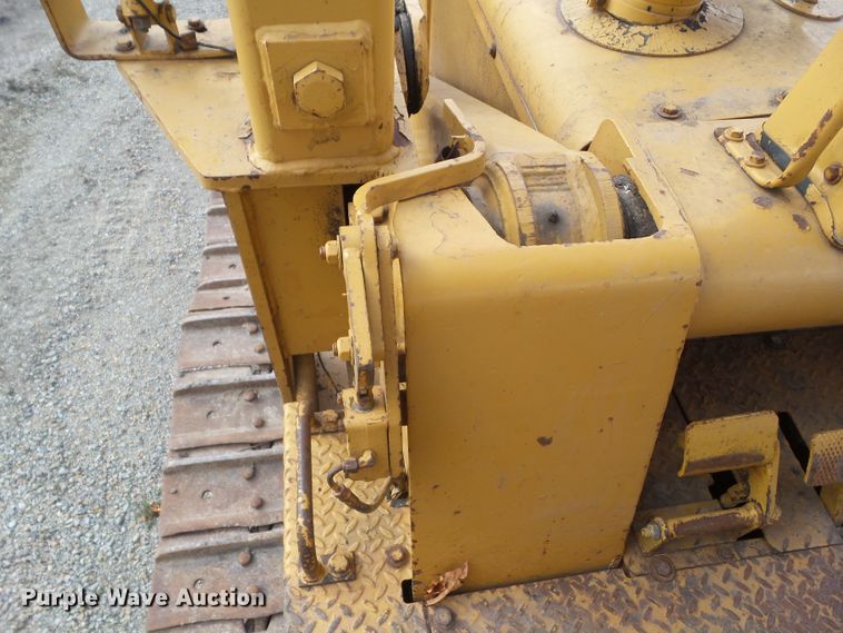 image for item HF9689 1988 Dresser 250E  track loader