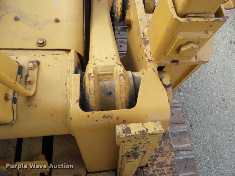 image for item HF9689 1988 Dresser 250E  track loader