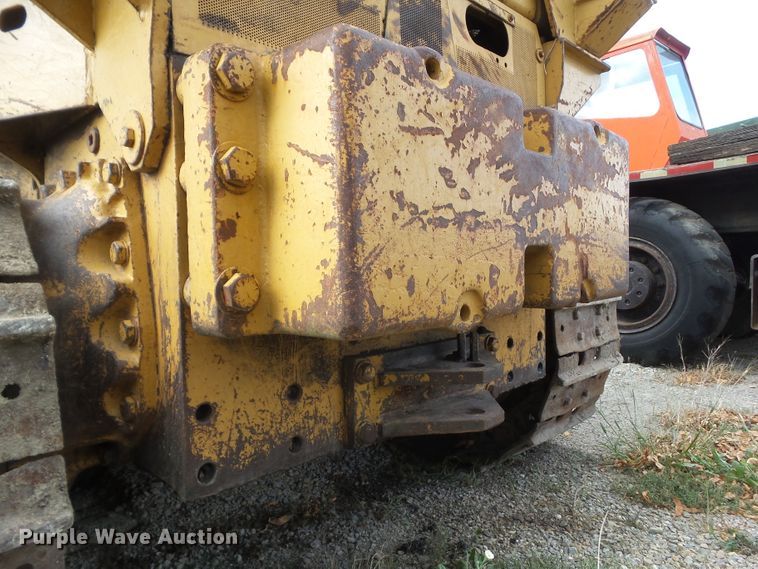 image for item HF9689 1988 Dresser 250E  track loader