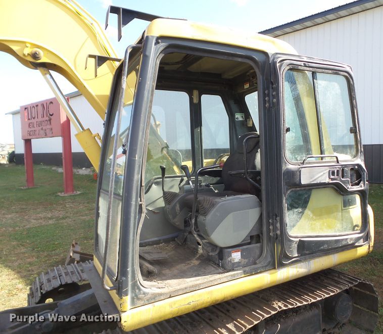 image for item HF9699 2000 Komatsu PC60-7E  mini excavator