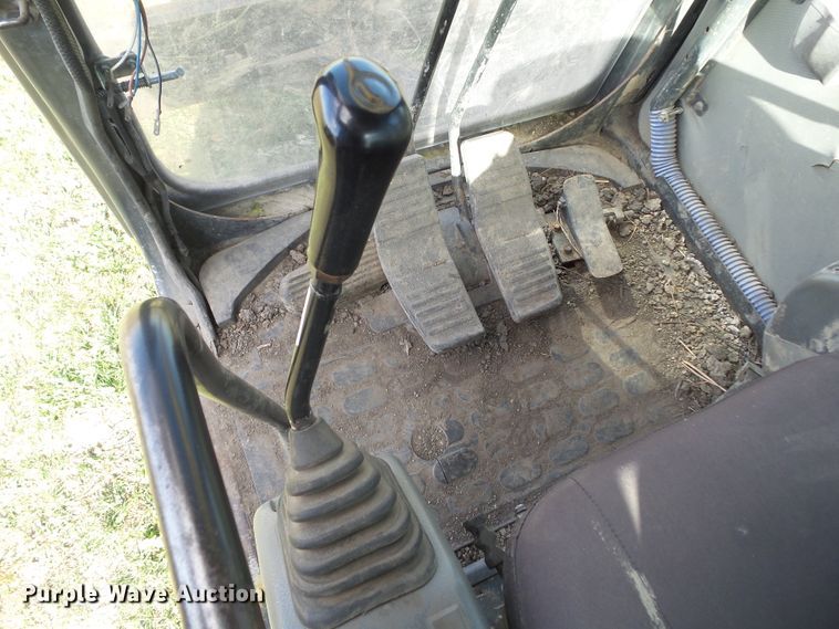 image for item HF9699 2000 Komatsu PC60-7E  mini excavator