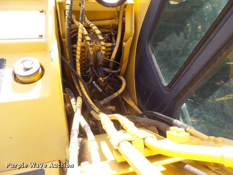 image for item HF9699 2000 Komatsu PC60-7E  mini excavator