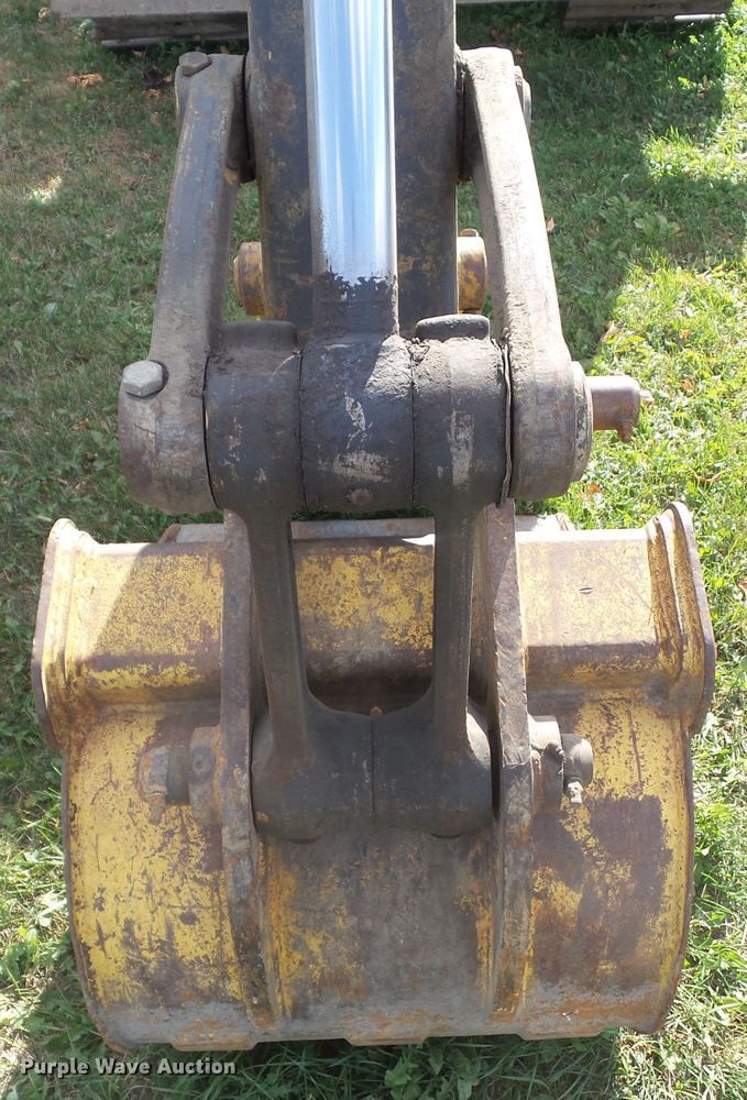 image for item HF9699 2000 Komatsu PC60-7E  mini excavator