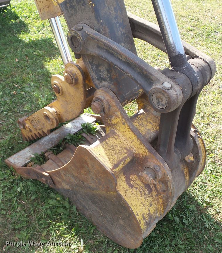 image for item HF9699 2000 Komatsu PC60-7E  mini excavator