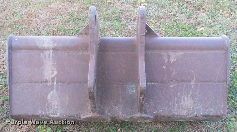 image for item HF9699 2000 Komatsu PC60-7E  mini excavator