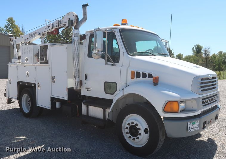 image for item HJ9404 2007 Sterling Acterra  utility truck with crane
