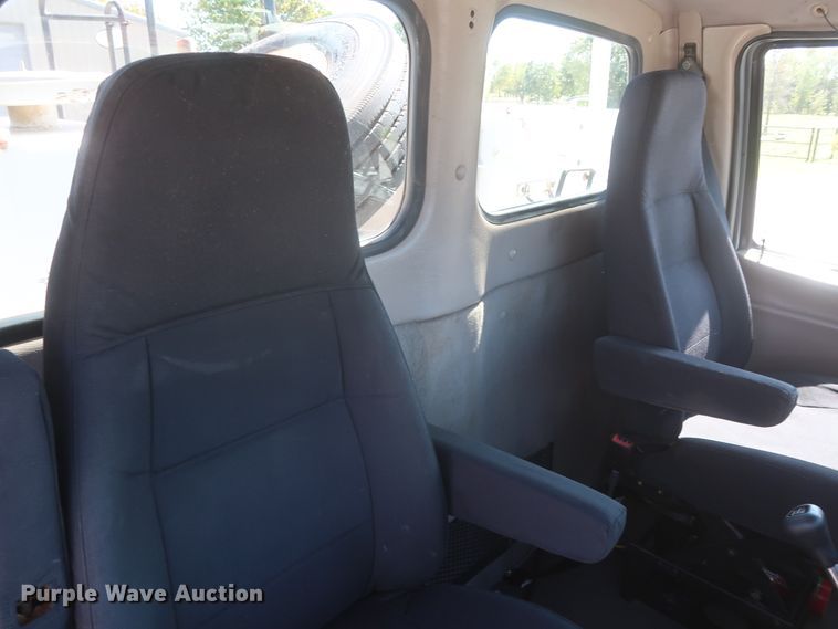 image for item HJ9404 2007 Sterling Acterra  utility truck with crane