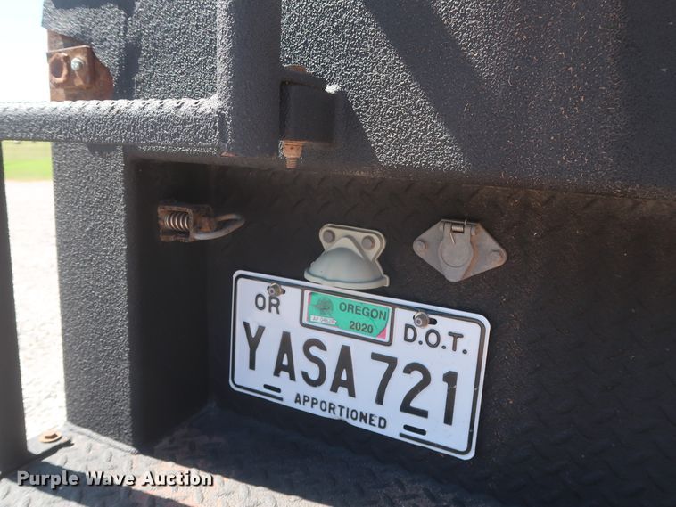 image for item HJ9404 2007 Sterling Acterra  utility truck with crane