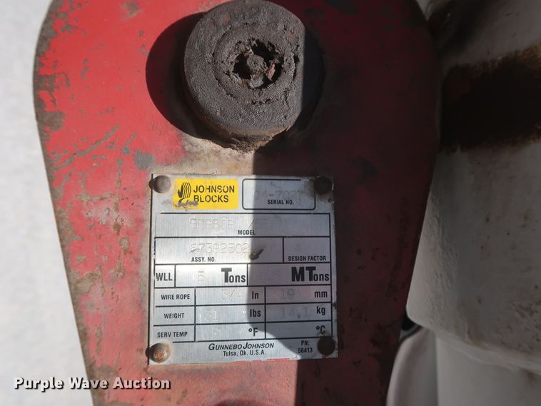 image for item HJ9404 2007 Sterling Acterra  utility truck with crane