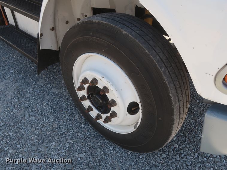 image for item HJ9404 2007 Sterling Acterra  utility truck with crane