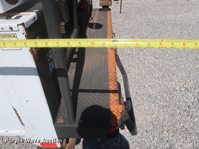 image for item HJ9404 2007 Sterling Acterra  utility truck with crane