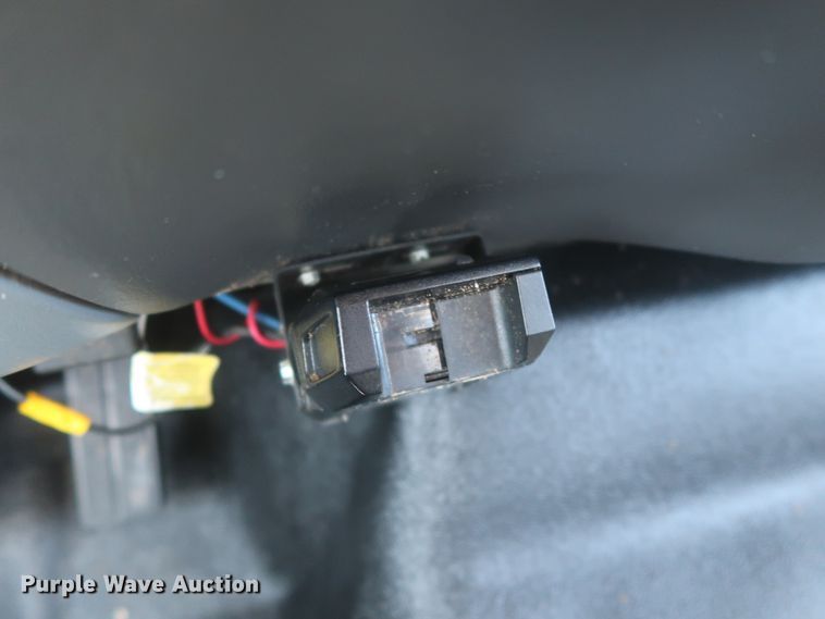 image for item HJ9409 2008 Ford F650 Super Duty XL  flatbed truck