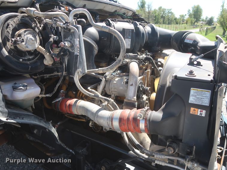 image for item HJ9409 2008 Ford F650 Super Duty XL  flatbed truck