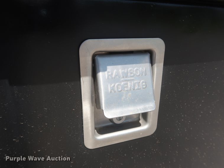 image for item HJ9409 2008 Ford F650 Super Duty XL  flatbed truck