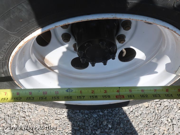 image for item HJ9409 2008 Ford F650 Super Duty XL  flatbed truck