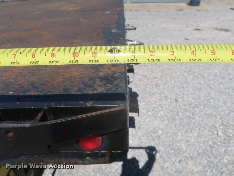 image for item HJ9409 2008 Ford F650 Super Duty XL  flatbed truck