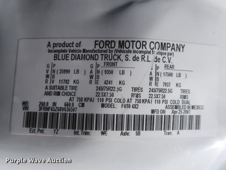 image for item HJ9409 2008 Ford F650 Super Duty XL  flatbed truck