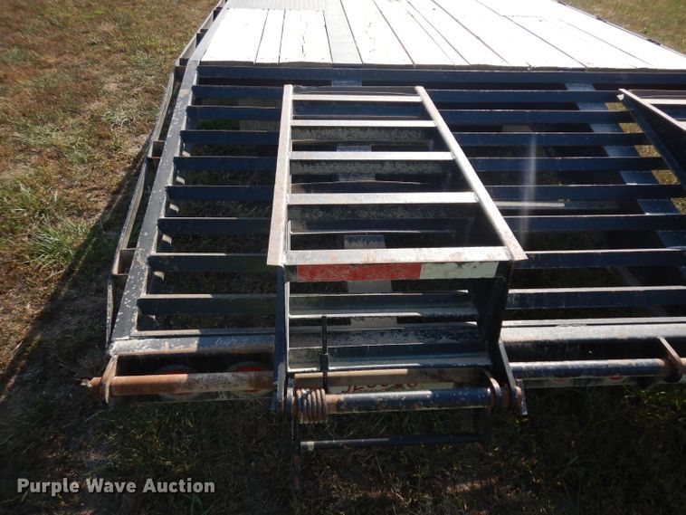 image for item HN9360 2018 Texas Pride equipment trailer