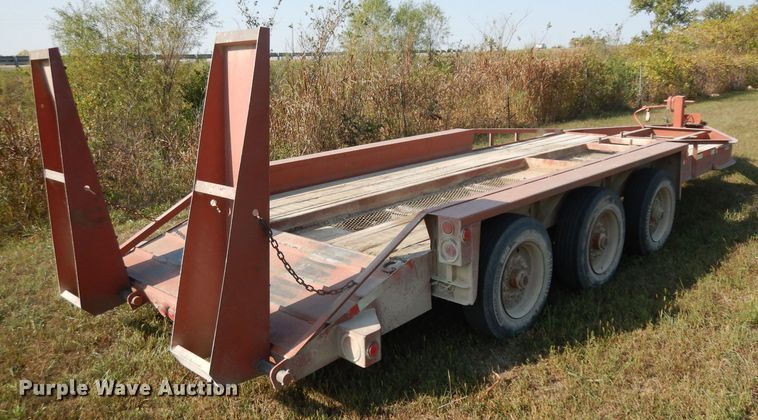 image for item HN9361 2002 Belshe T-18 equipment trailer