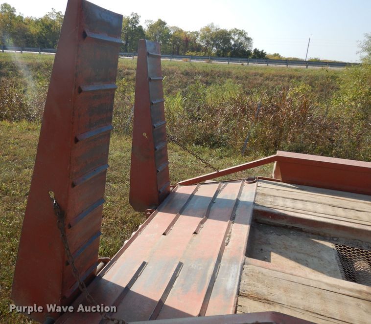 image for item HN9361 2002 Belshe T-18 equipment trailer