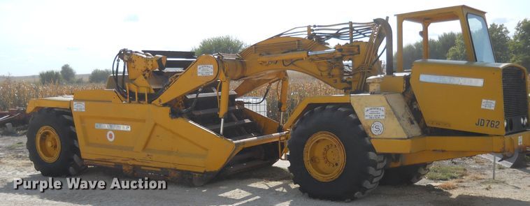 image for item HO9698 1979 John Deere JD762  elevating scraper