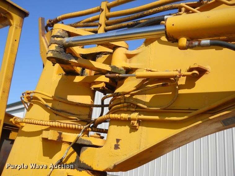 image for item HO9698 1979 John Deere JD762  elevating scraper