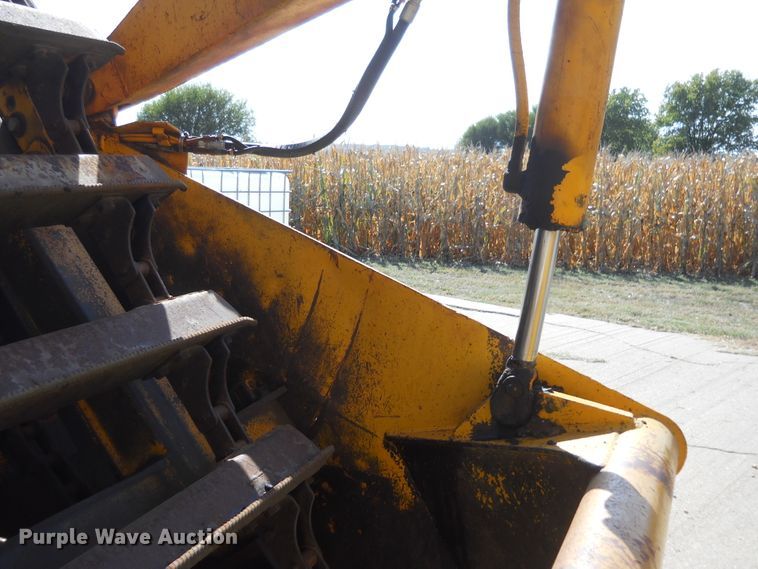 image for item HO9698 1979 John Deere JD762  elevating scraper