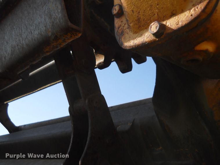 image for item HO9698 1979 John Deere JD762  elevating scraper