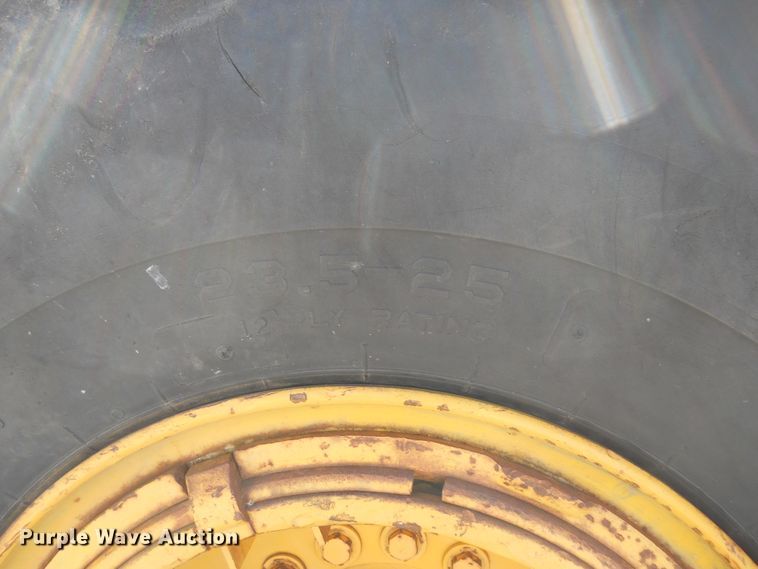 image for item HO9698 1979 John Deere JD762  elevating scraper