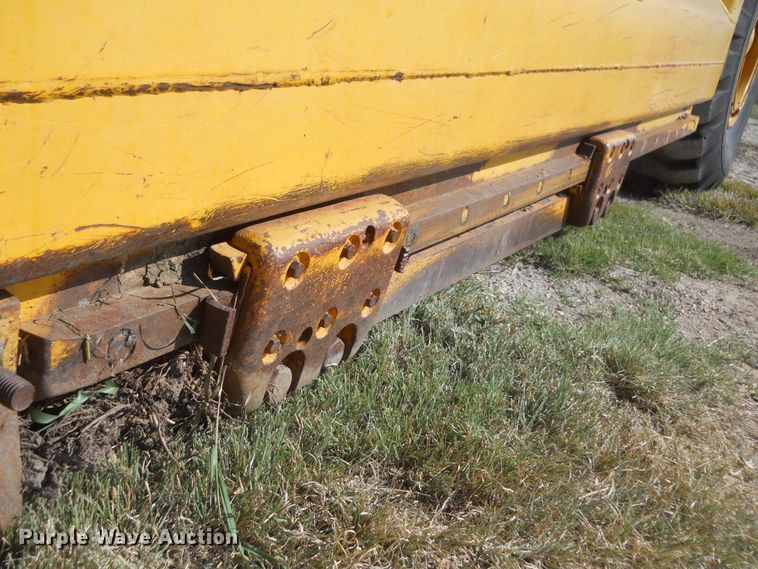 image for item HO9698 1979 John Deere JD762  elevating scraper