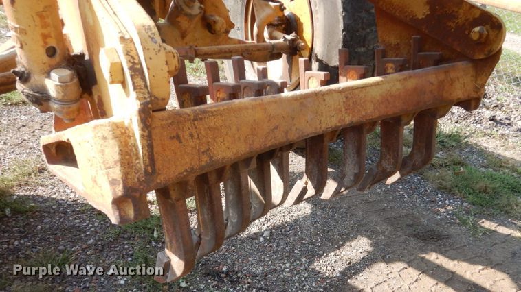 image for item HP9994 1961 Caterpillar 12E  rigid frame motor grader