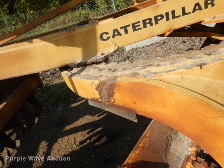 image for item HP9994 1961 Caterpillar 12E  rigid frame motor grader