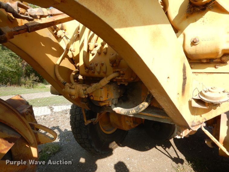 image for item HP9994 1961 Caterpillar 12E  rigid frame motor grader