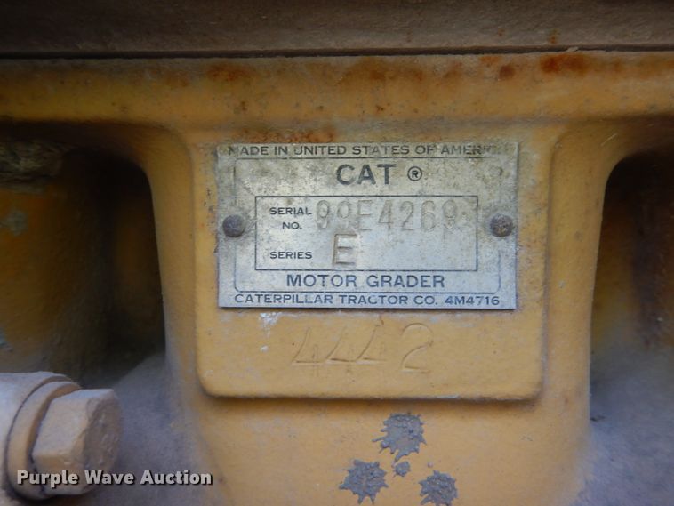 image for item HP9994 1961 Caterpillar 12E  rigid frame motor grader