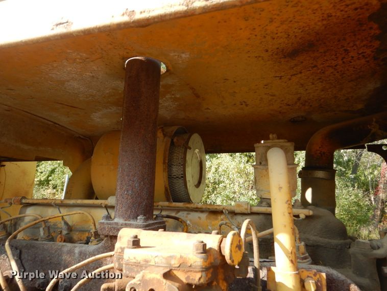 image for item HP9994 1961 Caterpillar 12E  rigid frame motor grader