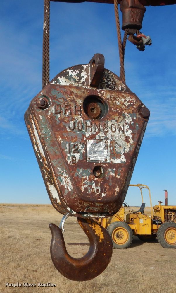 image for item HS9359 Clark 714   crane