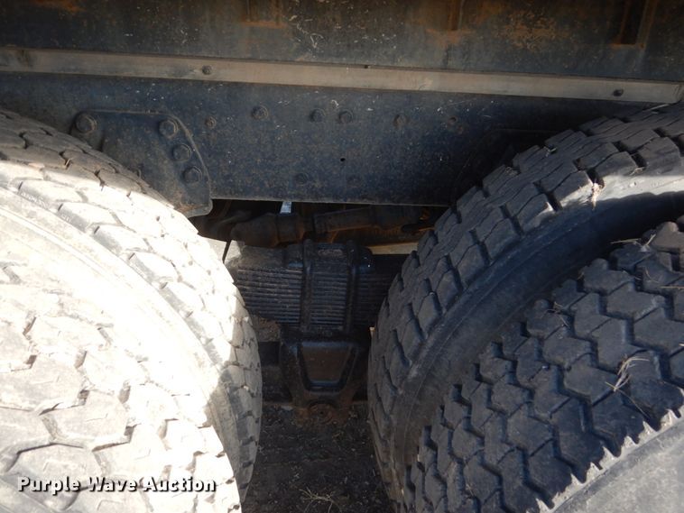 image for item HS9361 1985 Ford 9000  dump truck