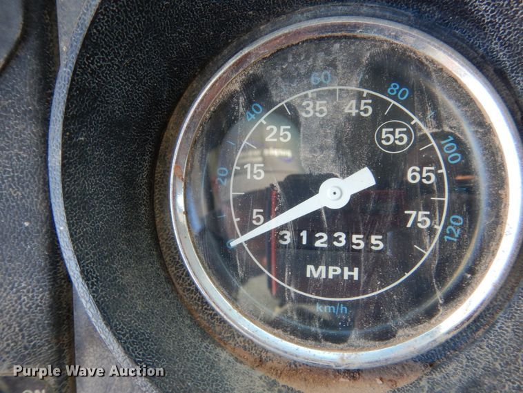 image for item HS9361 1985 Ford 9000  dump truck