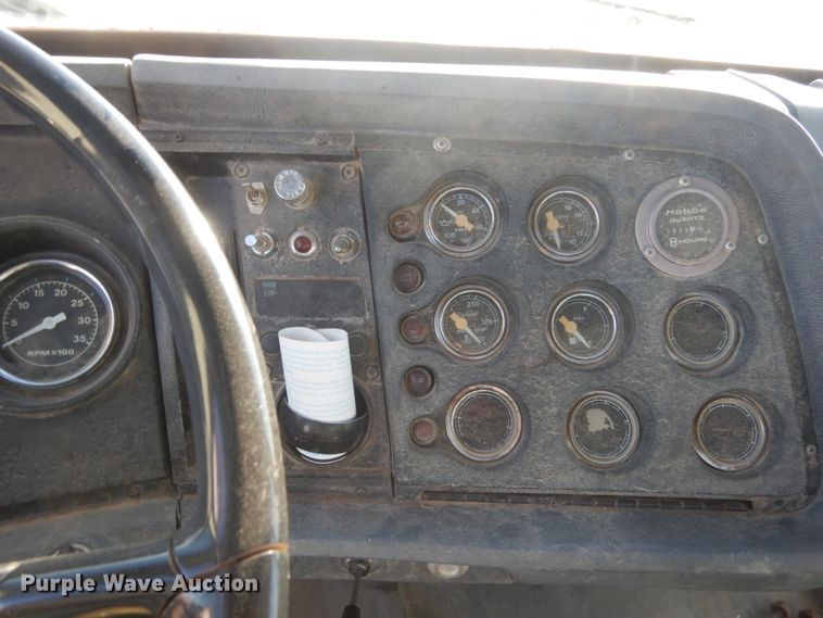 image for item HS9361 1985 Ford 9000  dump truck