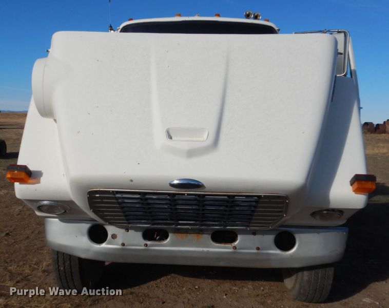 image for item HS9361 1985 Ford 9000  dump truck