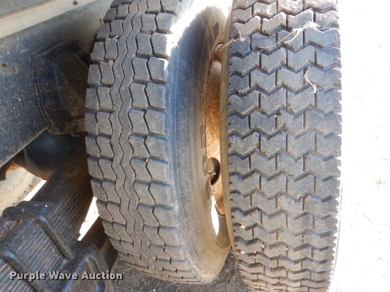 image for item HS9361 1985 Ford 9000  dump truck