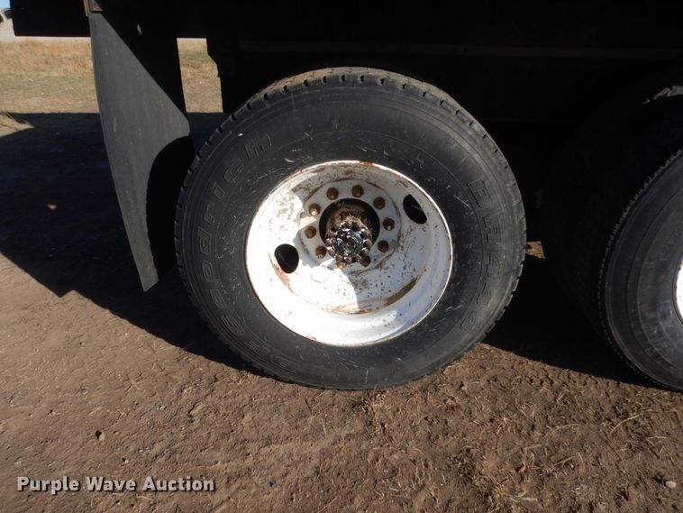 image for item HS9361 1985 Ford 9000  dump truck