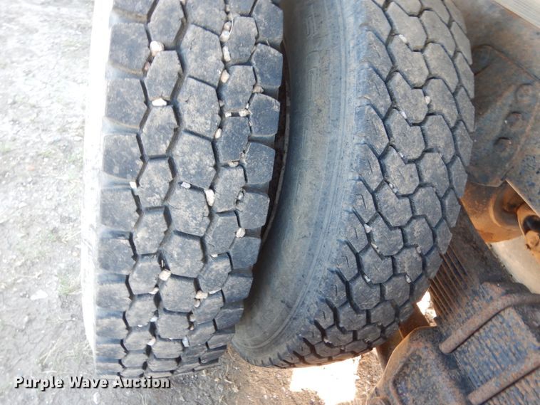 image for item HS9361 1985 Ford 9000  dump truck