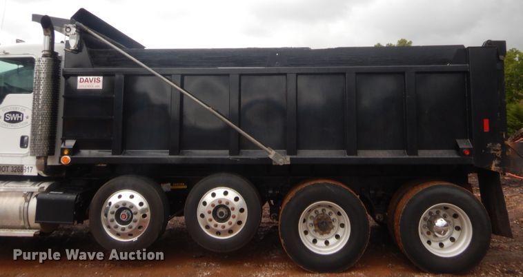 image for item HW9332 2007 Kenworth T800  dump truck