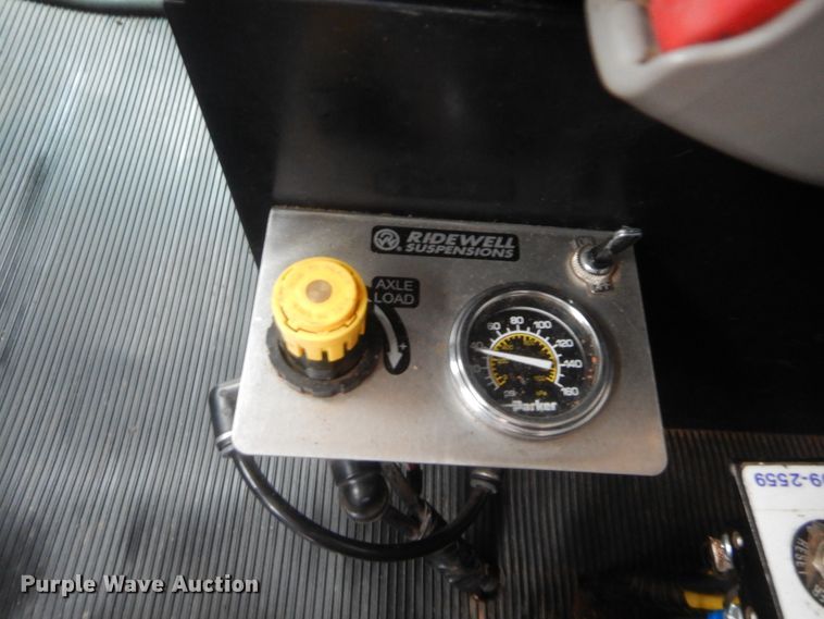 image for item HW9332 2007 Kenworth T800  dump truck